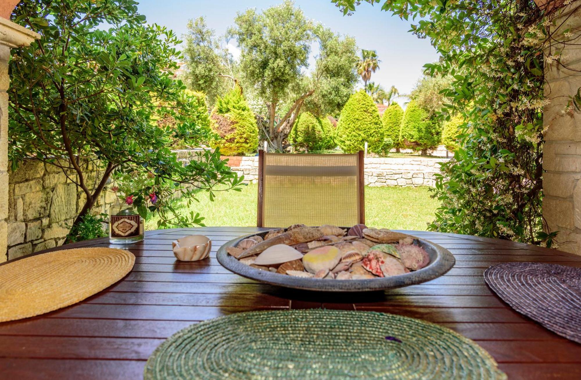 La Luna House Пефкохорі Екстер'єр фото